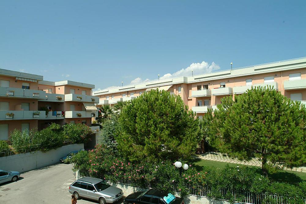 Residence Azzurro Massignano Exterior photo